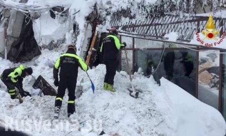 В погребенном под лавиной итальянском отеле найдены тела 21 человека