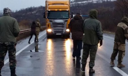Ветераны «АТО» захватили еще один участок железной дороги в Луганской области