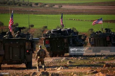Американские силы в Сирии севернее Манбиджа (ФОТО)