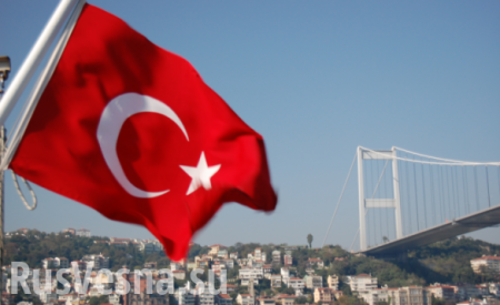 В правительстве Турции обвинили Нидерланды в нарушении международного законодательства