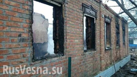 Украинский мир: жители разрушенной Балаклеи брошены на произвол судьбы без крыши над головой (ВИДЕО)