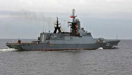 Фрегат Британии будет сопровождать российские корабли в районе Ла-Манша