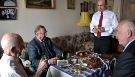 Путин навестил своего бывшего руководителя по работе в Дрездене