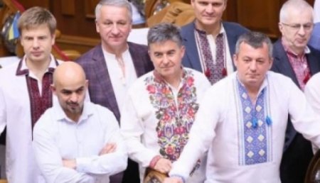 Одесских работников юстиции принудительно нарядили в вышиванки