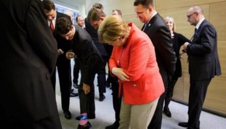 Статусное мероприятие: На саммите НАТО премьер-министр Канады похвастался Меркель новыми носками