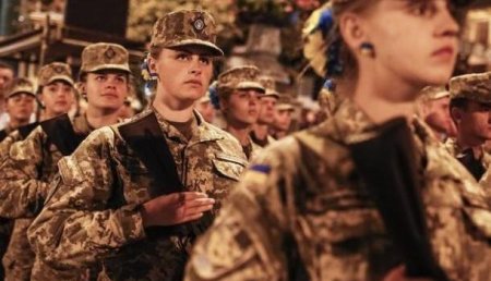 Украинских женщин-офицеров запаса призовут как и мужчин