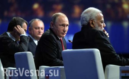 Путин: Западные коллеги на голову нам сели, ноги свесили и жвачку жуют