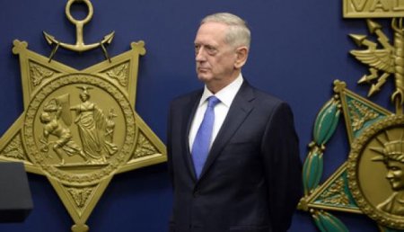 «Мы не намерены мириться с вашим усилением своих границ»: глава Пентагона в очередной раз упрекнул Китай в милитаризации
