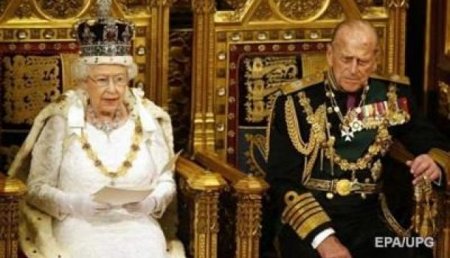 Из-за Brexit отменили тронную речь королевы