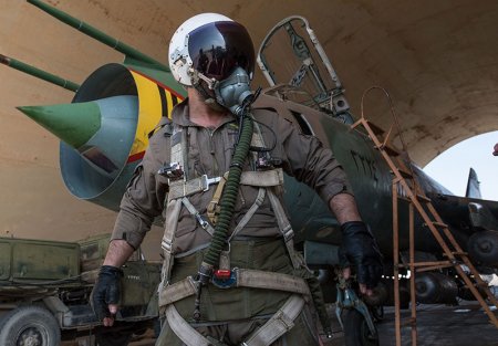 Су-22 ушел от ракеты F-18 в Сирии — подробности воздушного боя над Раккой (ФОТО) 