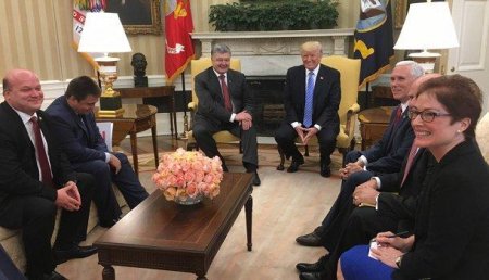 Фотосессия 2.0: Трамп прокомментировал встречу с Порошенко