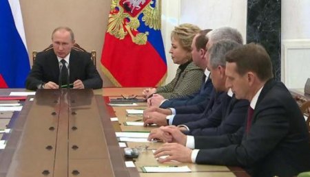 Международные и социально-экономические вопросы обсудил Владимир Путин на Совбезе России