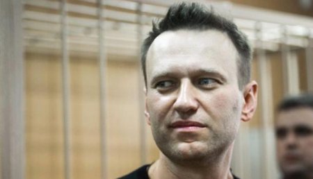ФСИН предупредила Навального о возможности замены условного срока реальным
