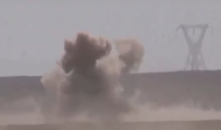 Браво, Олег! — Русский танкист уничтожил «шахид-мобиль» смертника ИГИЛ в бою под Пальмирой (ВИДЕО 18+)