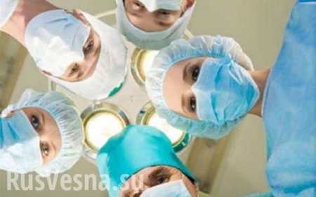 Российские военные врачи впервые показали новейший хирургический мобильный комплекс «Клевер»