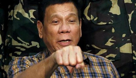 Дутерте пригрозил тюрьмой критикам военного положения на Филиппинах