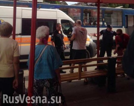 Типичная Украина: в Запорожье конфликт в трамвае закончился стрельбой (ФОТО, ВИДЕО)