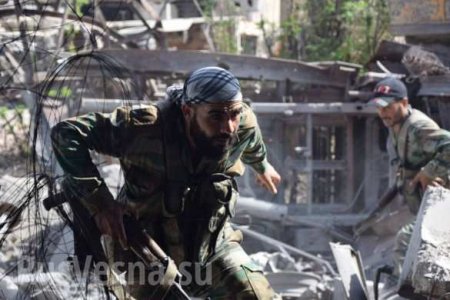 Бои в руинах: Спецназ САА ворвался в траншеи «Аль-Каиды» под Дамаском и отбросил боевиков (ФОТО)