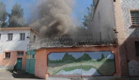 В Киеве снова горело Лукьяновское СИЗО (ВИДЕО)
