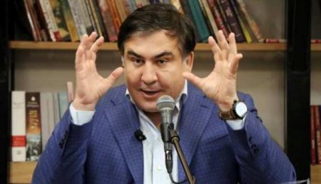 Саакашвили пригрозил Порошенко свержением