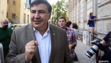 Саакашвили назвал Порошенко «молдавским олигархом»
