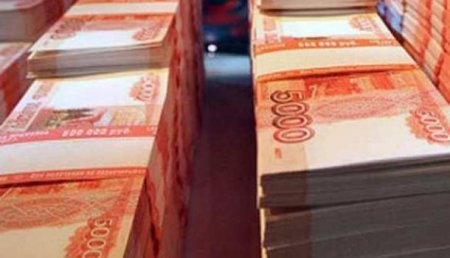 Центробанк РФ назвал рост зарплат угрозой для экономики страны