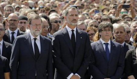 По терроризму нанесён решительный удар: Король и премьер Испании возглавили массовый митинг против терроризма в Барселоне