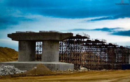 Строители начали устанавливать арку Керченского моста (+ВИДЕО, ФОТО)