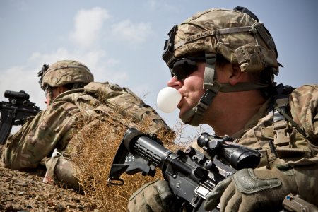 «Приблизительно 11 тысяч»: Пентагон туманно рассказал о численности американского контингента в Афганистане (ФОТО)