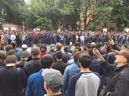 Цели и кураторы массового несанкционированного митинга мусульман в Москве — исследование (ФОТО, ВИДЕО)