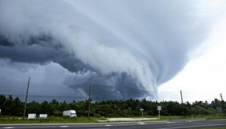 Во Флориде сформировались пять торнадо, под угрозой АЭС