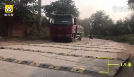 В Китае на километр дороги положили более 600 «лежачих полицейских»