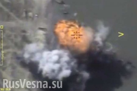 Огненный ад: ВКС России уничтожили «флот» ИГИЛ на реке Евфрат в Дейр эз-Зоре (ВИДЕО)