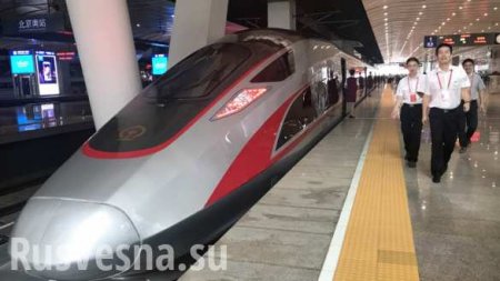 В Китае запустили самые быстрые в мире поезда