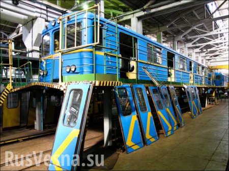 С киевского метро взыскали 155 млн за вагоны из России 