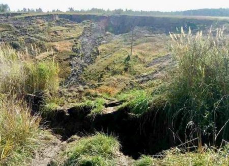 После землетрясения на Западной Украине обнаружены масштабные сдвиги грунта