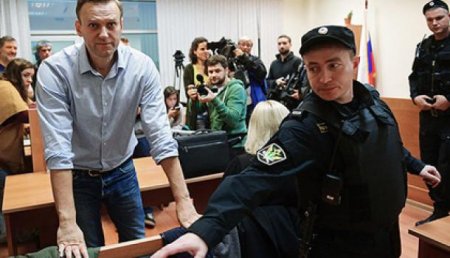 Допрыгался: Навальный получил 20 суток