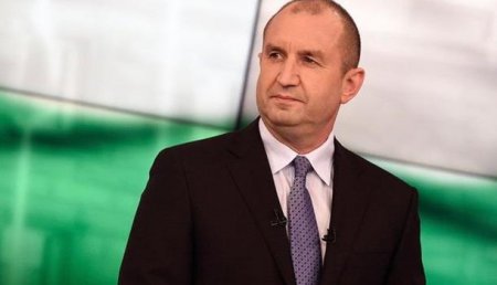Президент Болгарии выступил за снятие санкций с РФ