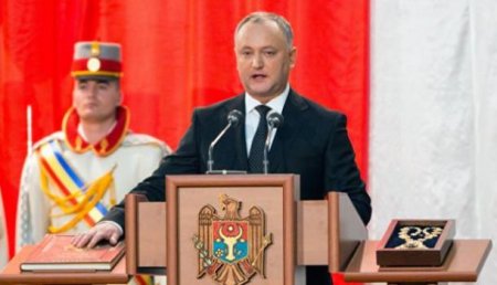 Конституционный суд Молдавии постановил отстранить от власти президента Игоря Додона