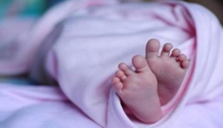 В Индии родился ребенок с двумя головами (ВИДЕО)