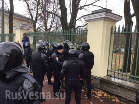 ВАЖНО: В Петербурге объявлена контртеррористическая операция, в центре Москвы задержано более 200 человек (ФОТО, ВИДЕО)