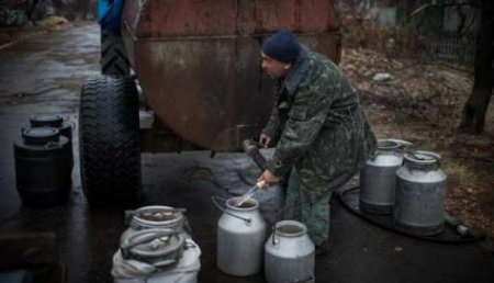 Киев заявил, что прекращает водоснабжения Луганска