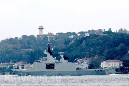 В Черном море замечен французский фрегат-невидимка (ФОТО)