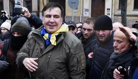 Ошиблись палаткой: Саакашвили рассказал Порошенко, что полиция избила не тех людей