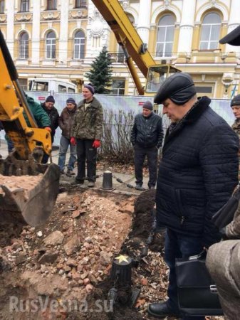 Дна нет: в Харькове раскопали могилу коммуниста (ФОТО, ВИДЕО)