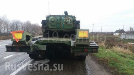 Тягач ВСУ с танком попал в ДТП под Мелитополем (ФОТО)