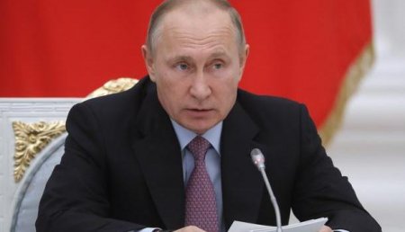 Опрос: деятельность Путина на посту президента одобряют 80% россиян