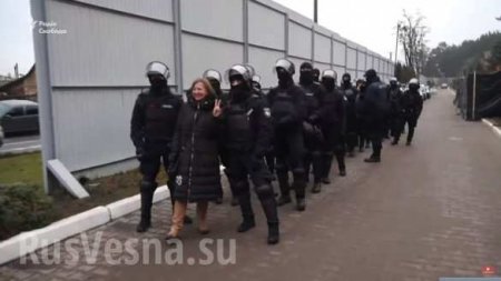 «Автомайдан» приехал к дому генпрокурора Украины (ФОТО)