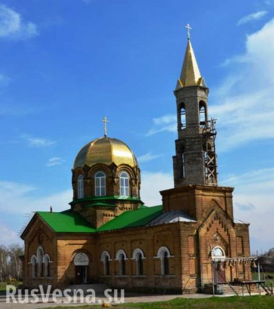 К святыням земли Луганской: жители оккупированной Киевом Луганщины посещают храмы в ЛНР