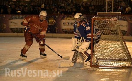 Путин и Шойгу приняли участие в хоккейном матче (+ВИДЕО, ФОТО)
